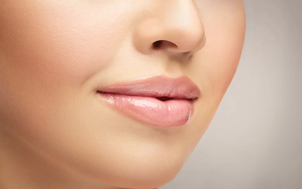 bankietowe usta, powiększanie ust