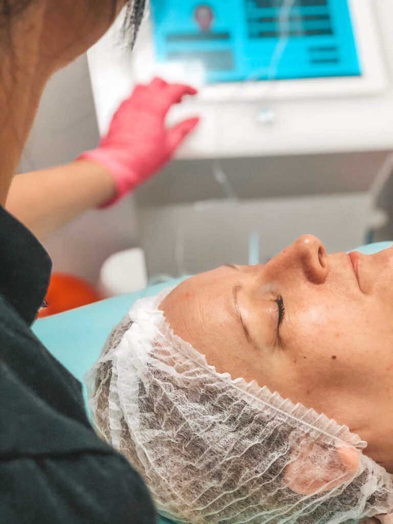 karboksyterapia oka
